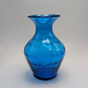 Blenko Handcrafted Cobalt Blue Vintage Glass Vase Curved Design 8.25 Inches Tall